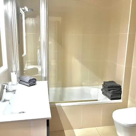 Sea Renity Central Lagos Apartment With Seaviews And Pool 公寓 *
